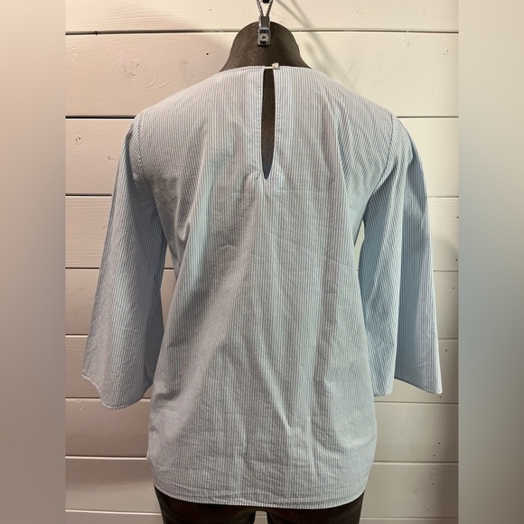 PART TWO – Blue Striped Tie-Front Blouse Size 36 - Picture 5 of 8